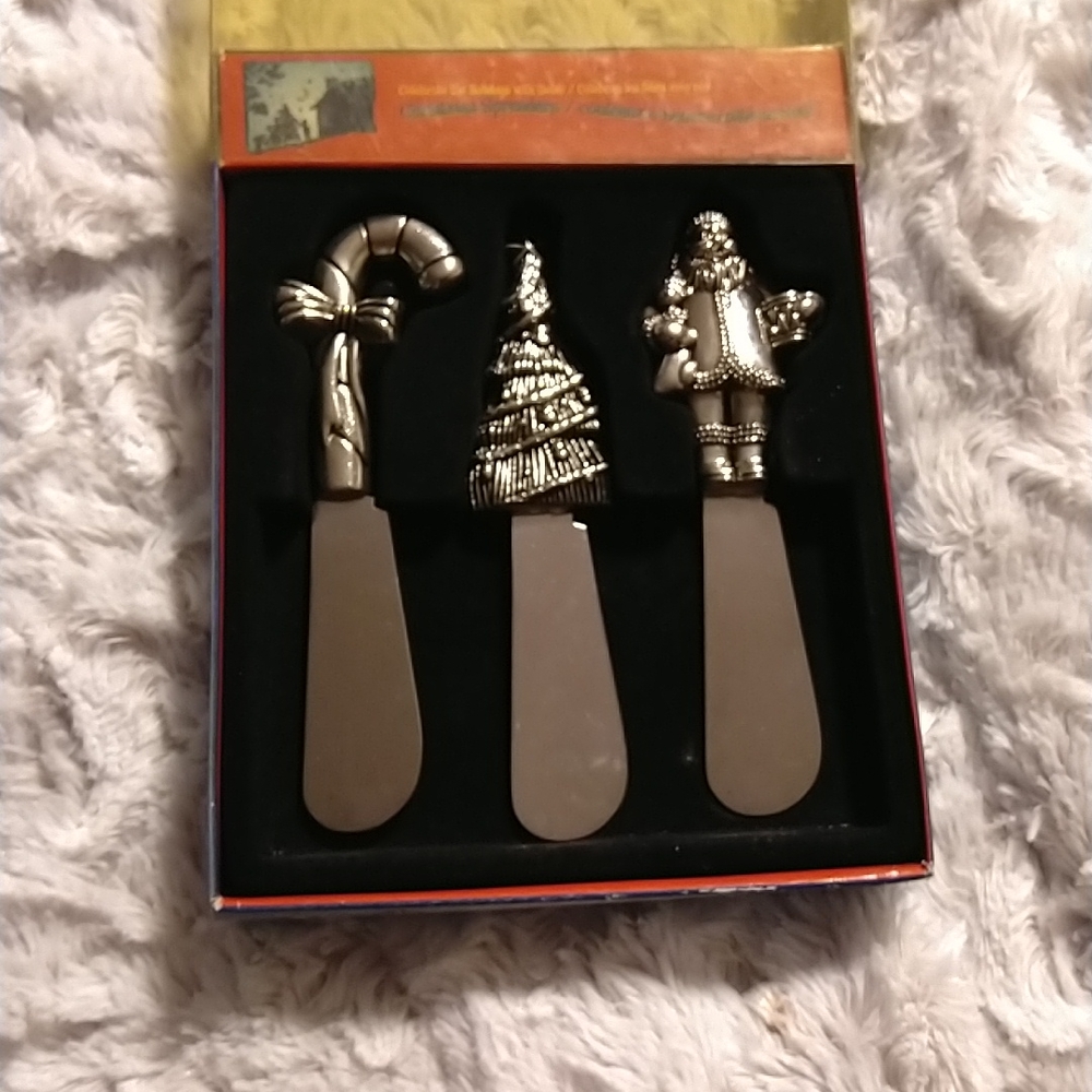 Christmas season spreaders
